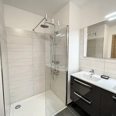 T3 Moderne Avec Grande Terrasse Et Cuisine Equipee - Fr-1-719-20 Appartamento Calvi (Corsica)